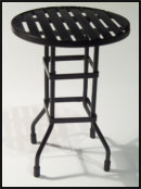 Bistro-Stehtisch, aus Metall, Farbe schwarz)